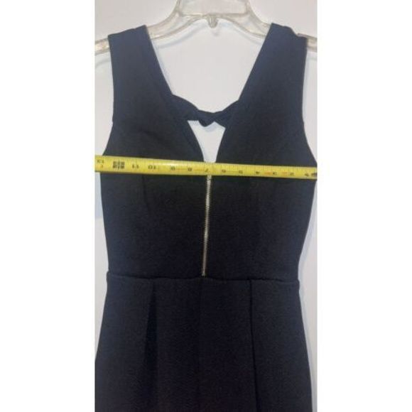Guess‎ Dress Womens Size 2 Black Sleeveless Knee Length Dress - Picture 6 of 6